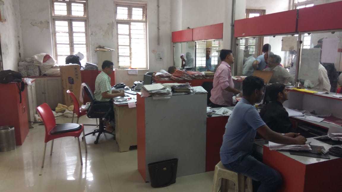 ସାବାଡ଼ ହେବେ ସରକାରୀ କର୍ମଚାରୀ! ଗୋଟିଏ କାର୍ଯ୍ୟାଳୟରେ ୩ ବର୍ଷରୁ ଅଧିକ ଦିନ ରହିଥିଲେ ହେବ ବଦଳି